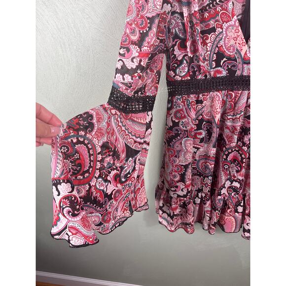 Forever 21 Women's Size Medium Pink Ruffles Paisley Print Bell Sleeve Mini Dress - Picture 8 of 11